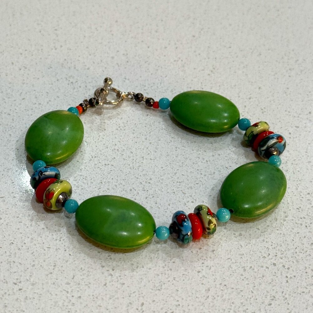 Gaspeite Calcite Stone Bead Bracelet